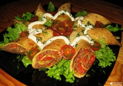 Рецепт: Блинчики с мясом и сладким перцем