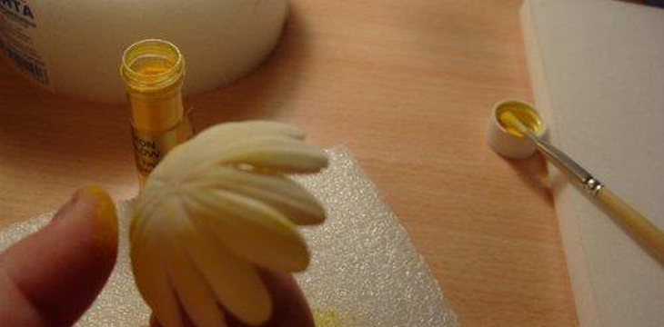 Шаг №13 МК Хризантемы от Учредительница