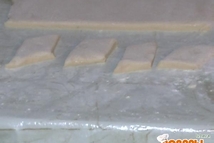 Шаг 4: И, с помощью ножа или …