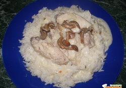 Рецепт: Куриные крылышки тушеные в сметане