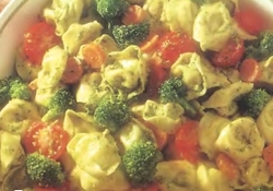 Рецепт: Тортеллини примавера