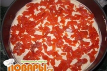 Шаг 3: На слой хлеба выкладываем слой …