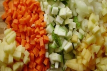 Шаг 2: Болгарский перец, часть моркови и …