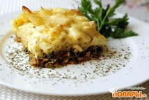 Шаг 4: В отдельною посуду для духовки …