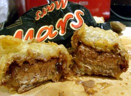 Кулинарные пристрастия шотландцев - обжаренный в масле батончик