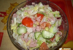 Салат с тунцом