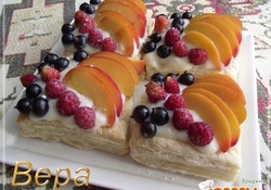 Рецепт: Слоеные пирожные "Летние"