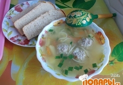 Суп сливочный с фрикадельками, фаршированными сыром