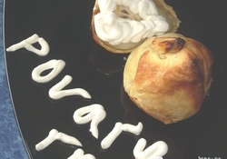 Рецепт: Пирожное «Медовые груши»