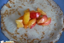 Шаг 1: Испечь блины по Вашему любимому …