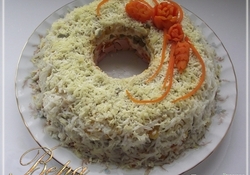 Рецепт: Салат "Слоеное кольцо"