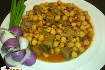 Шаг 4: Затем сливаем воду с нута …