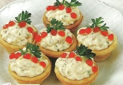 Тарталетки с муссом из лосося