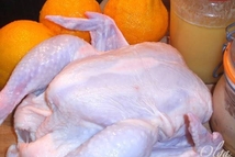 Шаг 1: Курицу посолить, поперчить со всех …