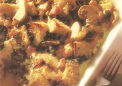 Рецепт: Запеканка с ветчиной, сыром и грибами