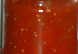 Рецепт: Баклажаны в томатном соке с луком и перцем