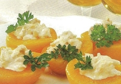 Персики фаршированные