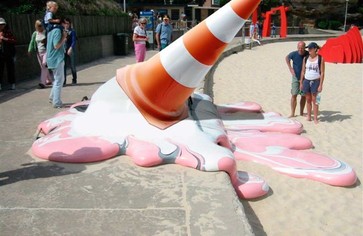 Статья: Самое большое мороженое в мире растаяло