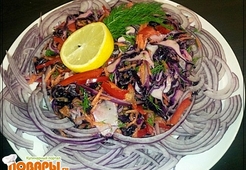 Салат зимний из красной капусты 