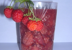 Рецепт: Кисель клубнично-малиновый
