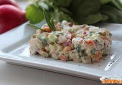 Рецепт: Салат с редисом, огурцами и картофелем (постный)