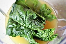 Шаг 3: Берем свежий имбирь, и тщательно …