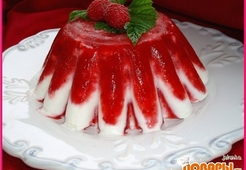 Клубнично-творожный десерт