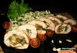 Рецепт: Рулет куриный с грибами