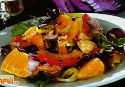 Рецепт: Салат с апельсином по-кубински  
