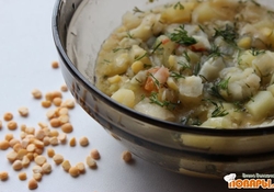 Рецепт: Тушеная капуста с горохом и картофелем