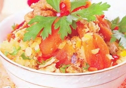 Рецепт: Чечевица с курагой, луком и орехами