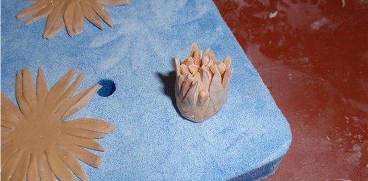 Шаг №5 МК по астрам-хризантемам от TaninTortik