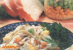 Салат с кальмарами и рисом