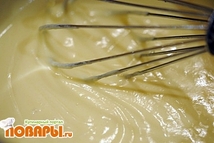 Шаг 9: добавить в смесь тертый сыр …