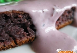 Рецепт: Коврижка с черной смородиной