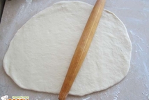 Шаг 4: Готовое тесто кладем на час …