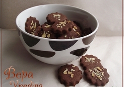 Рецепт: Печенье шоколадное с миндалем