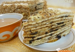 Медовый торт с черносливом