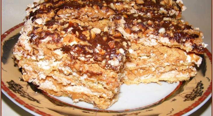 Торт "Воздушный сникерс"