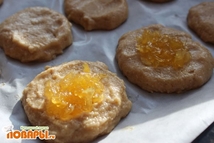 Шаг 3: Тесто вязкое, липкое. Работаем с …