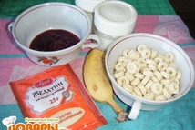 Шаг 1: Желатин залить половиной стакана воды …