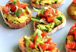 Бутерброды с авокадо