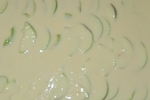 Шаг 3: и заливаем сметаной смесью.