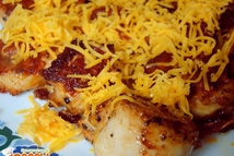 Шаг 3: Готовое блюдо можно украсить натертым …