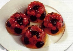 Рецепт: Желе с лесными ягодами