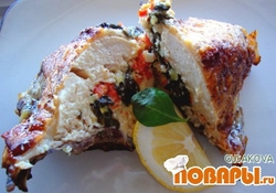Рецепт: Куриные грудки, фаршированные сыром и овощами