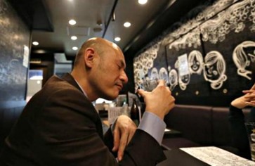 В японском ресторане скидки для лысых