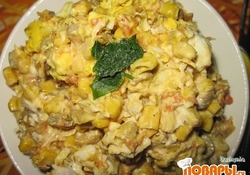Рецепт: Салат с кукурузой и грибами