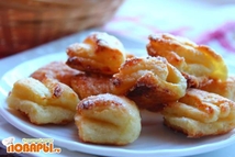 Шаг 3: Выпекаем до румяного золотистого цвета. …