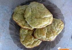 Рецепт: Лепешки с зеленым горошком